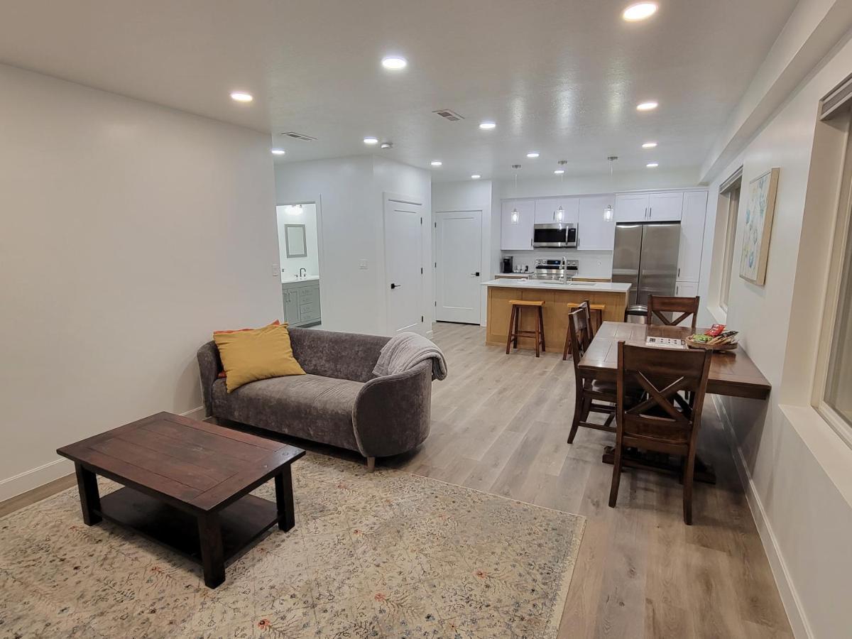 Spacious & Modern Apartment, Close To Universities And Mountains Mapleton المظهر الخارجي الصورة